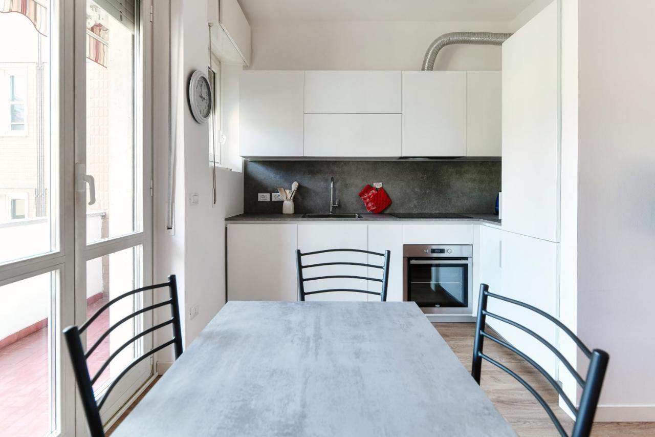 Joivy Superb Flat With Balcony Apartment Como Luaran gambar